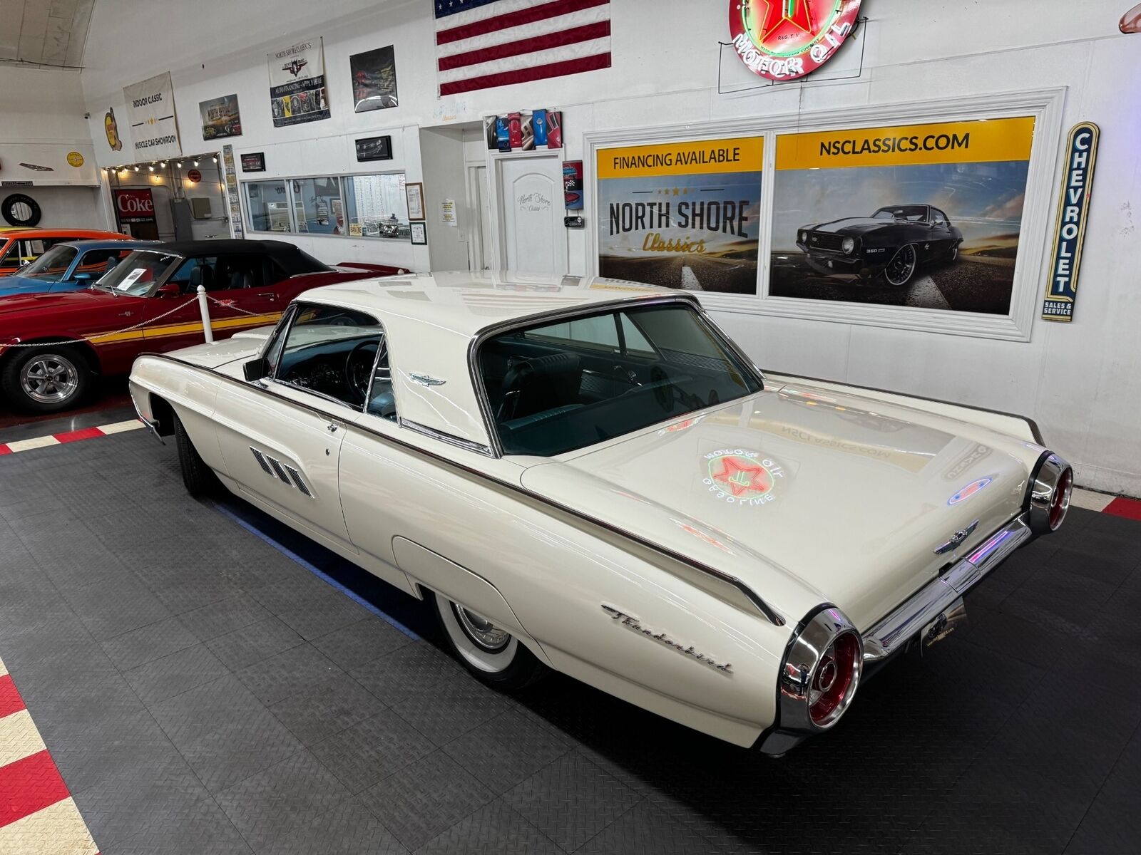 Ford-Thunderbird-1963-Coupe-2