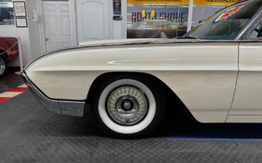 Ford-Thunderbird-1963-Coupe-21