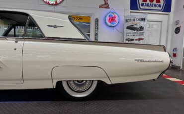 Ford-Thunderbird-1963-Coupe-23