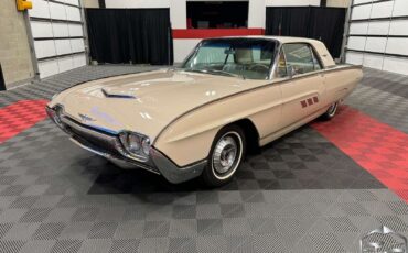 Ford-Thunderbird-1963-Coupe-3