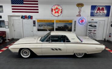 Ford-Thunderbird-1963-Coupe-33