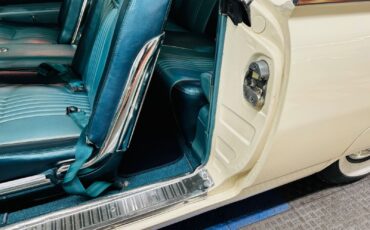 Ford-Thunderbird-1963-Coupe-35