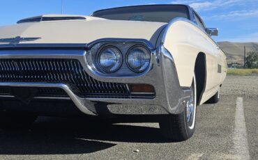 Ford-Thunderbird-1963-Coupe