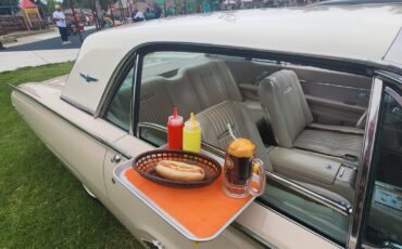Ford-Thunderbird-1963-Coupe-9