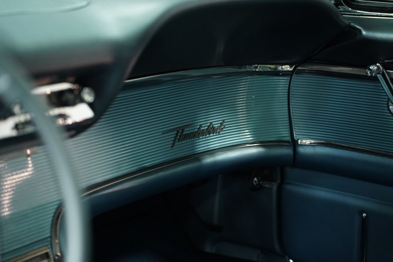 Ford-Thunderbird-1963-Diamond-Blue-Blue-32