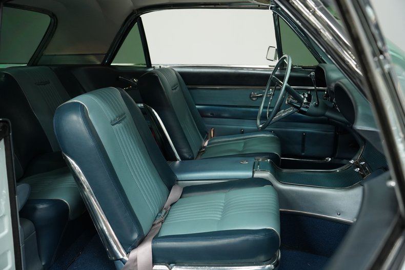 Ford-Thunderbird-1963-Diamond-Blue-Blue-34