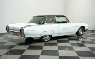 Ford-Thunderbird-1963-Diamond-Blue-Blue-39