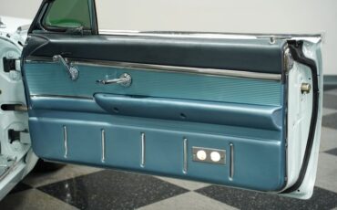 Ford-Thunderbird-1963-Diamond-Blue-Blue-49