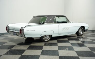 Ford-Thunderbird-1963-Hardtop-12