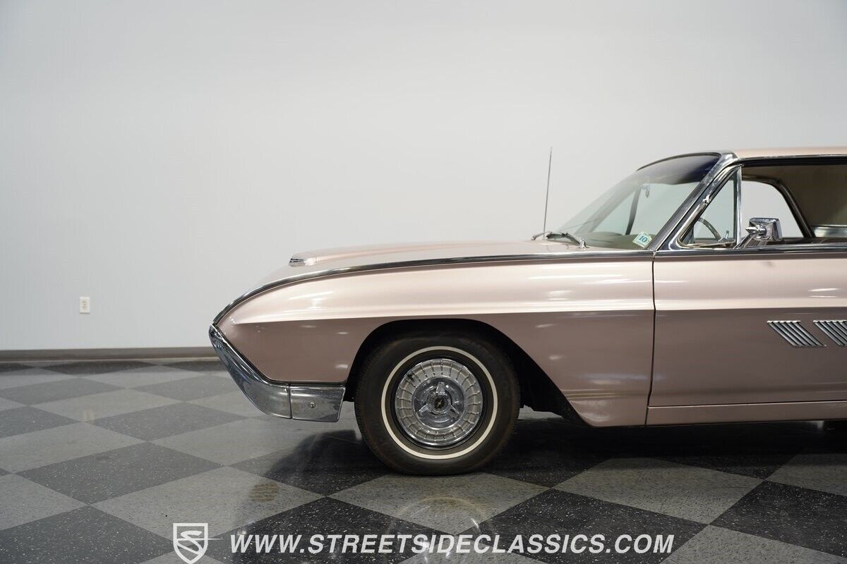 Ford-Thunderbird-1963-Hardtop-21