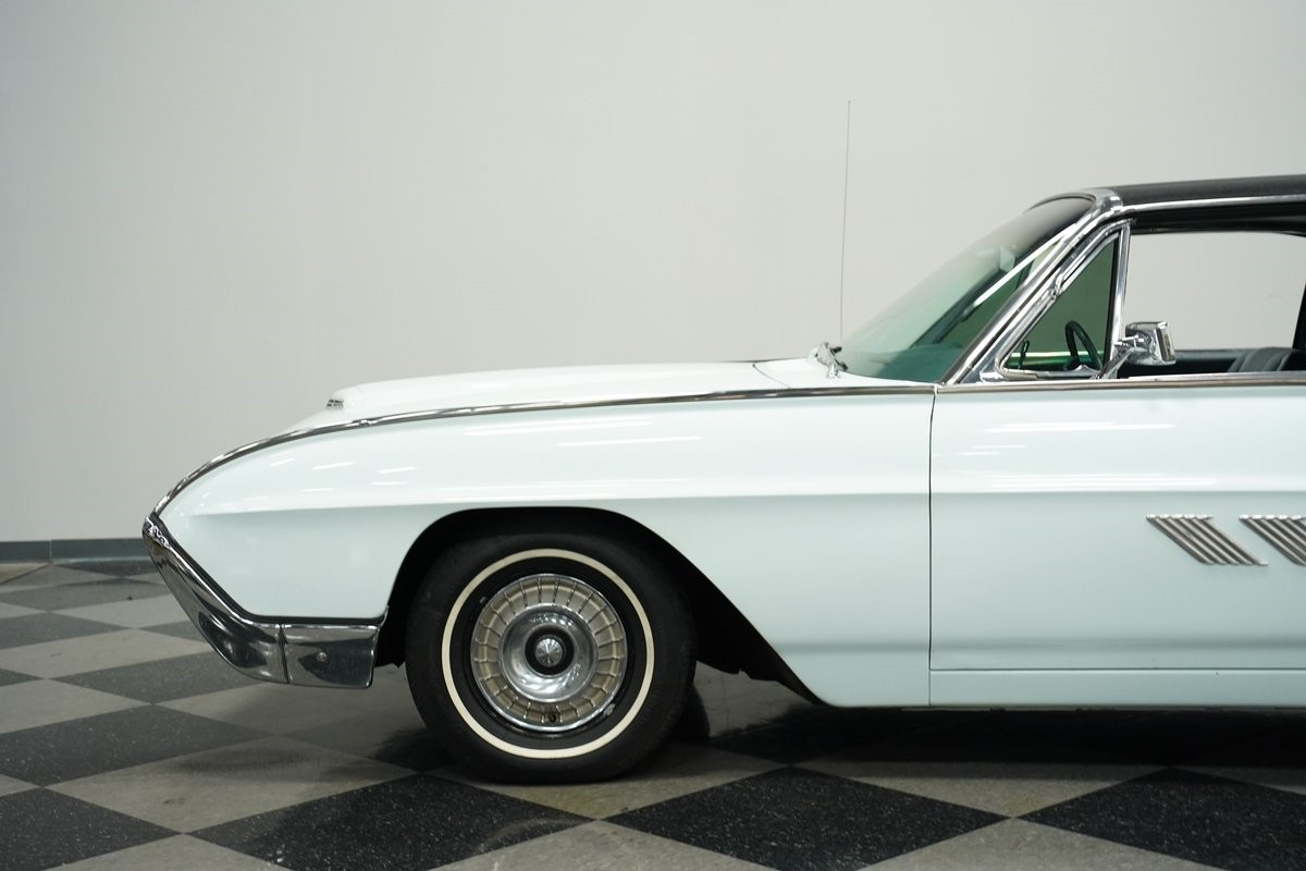 Ford-Thunderbird-1963-Hardtop-22