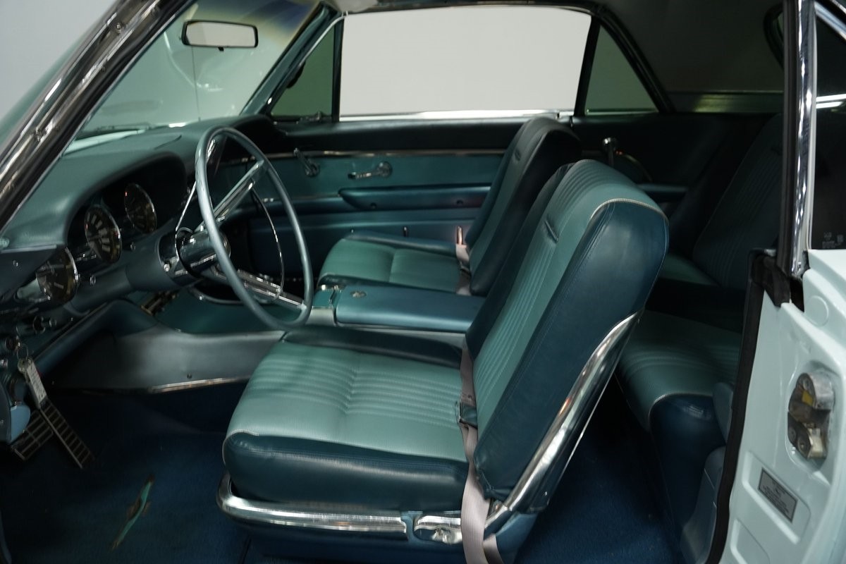 Ford-Thunderbird-1963-Hardtop-37