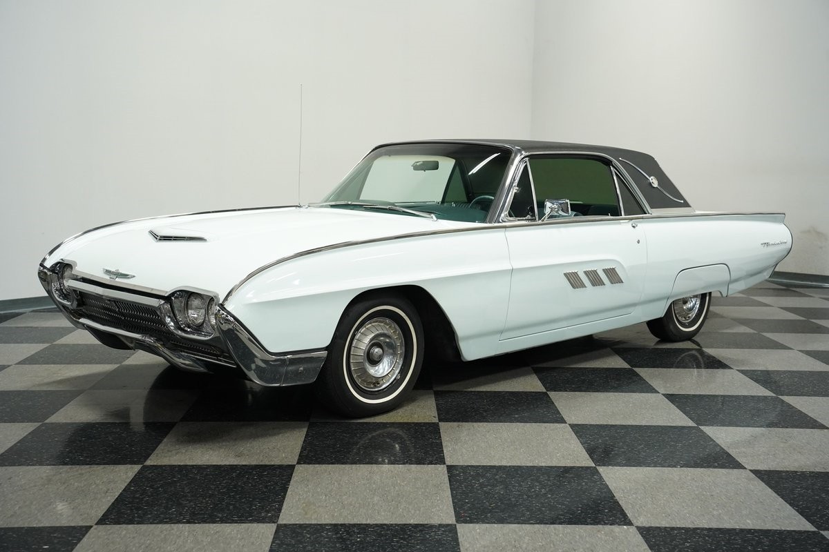 Ford-Thunderbird-1963-Hardtop-5