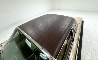 Ford-Thunderbird-1963-Sandshell-Beige-Beige-21