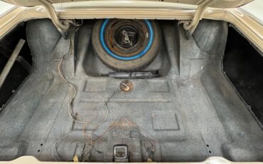 Ford-Thunderbird-1963-Sandshell-Beige-Beige-46