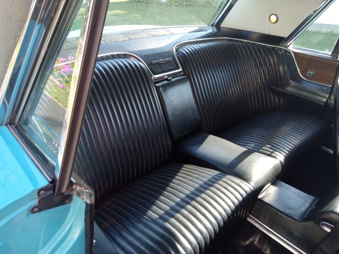 Ford-Thunderbird-1964-3