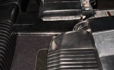 Ford-Thunderbird-1964-BurgundyBlack-Top-7