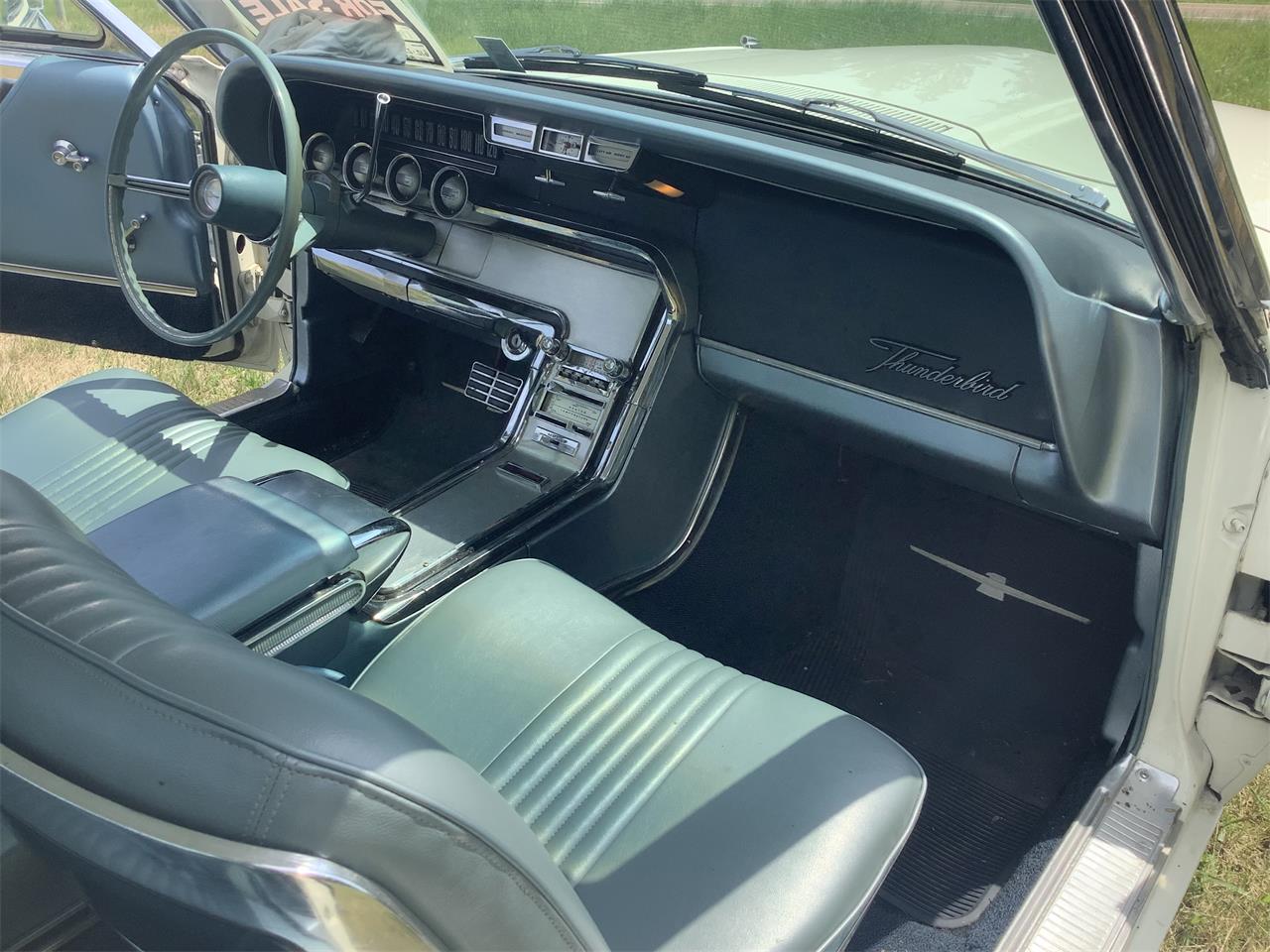 Ford-Thunderbird-1964-White-Blue-11