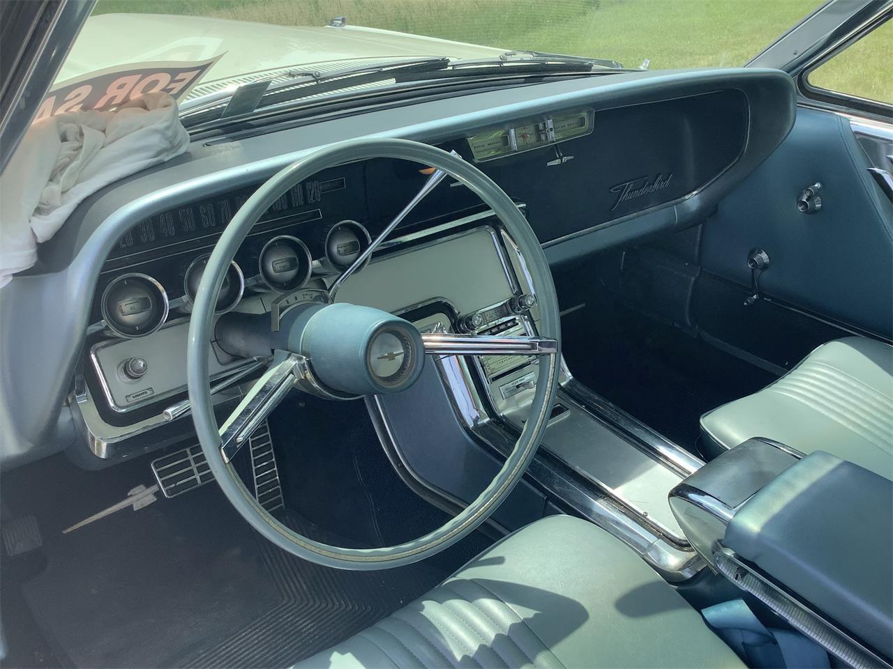 Ford-Thunderbird-1964-White-Blue-12