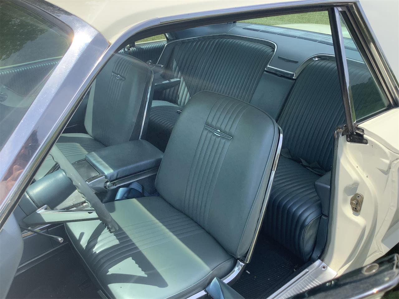 Ford-Thunderbird-1964-White-Blue-9