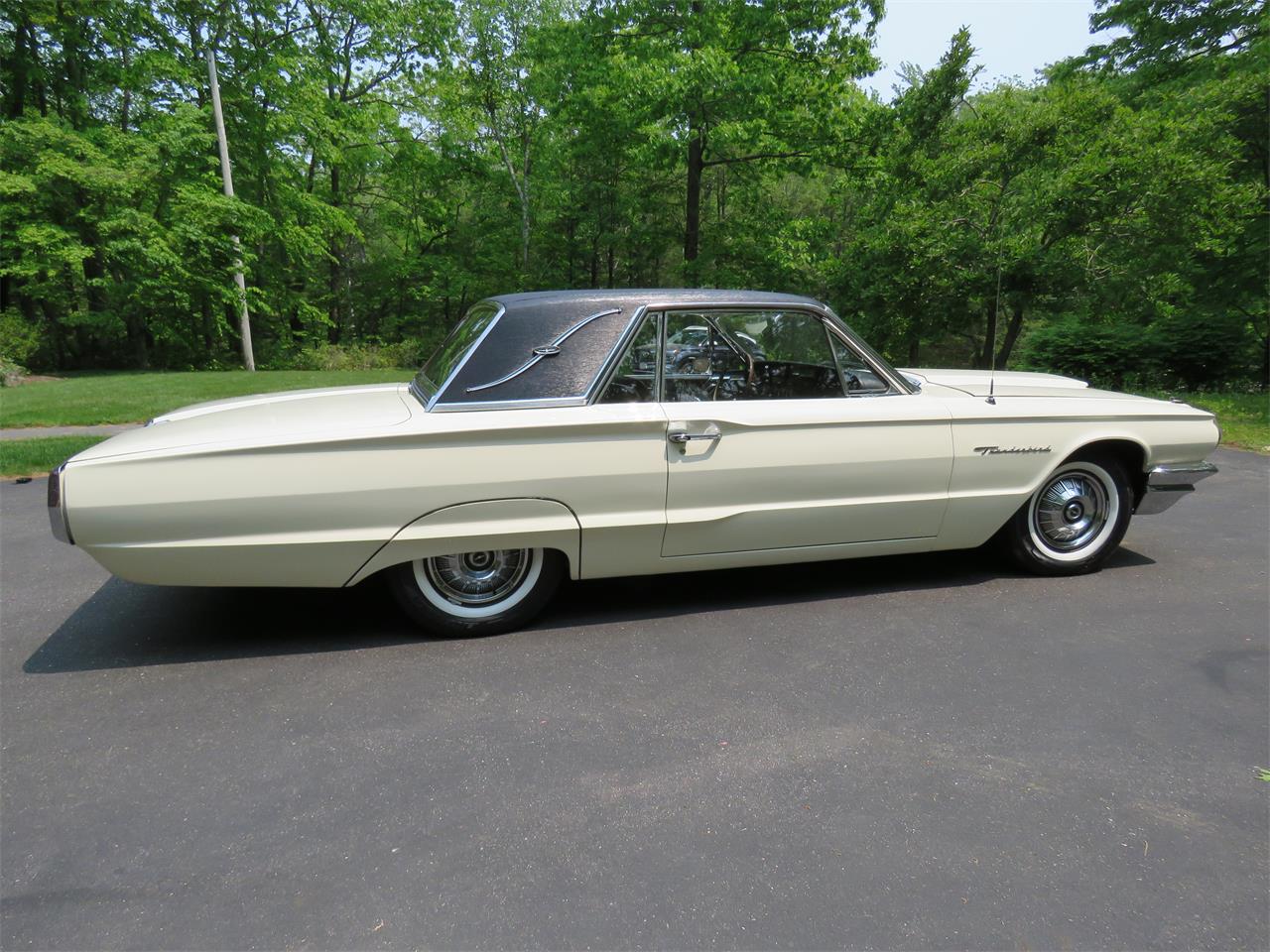 Ford-Thunderbird-1964-Wimbledon-White-Black-11