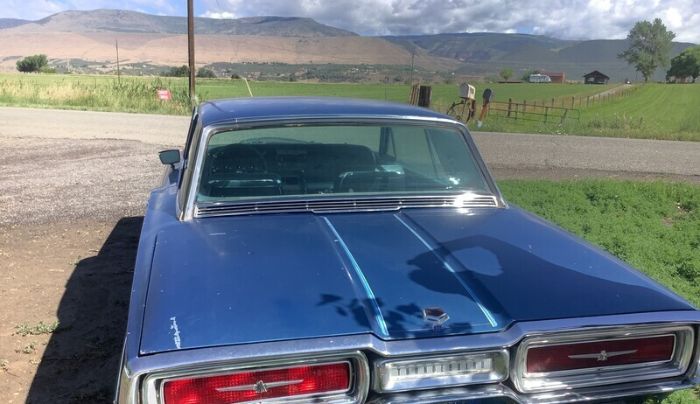 Ford-Thunderbird-1964