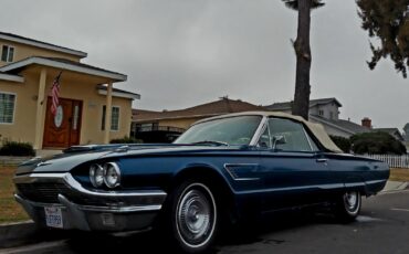 Ford-Thunderbird-1965-Convertible-11