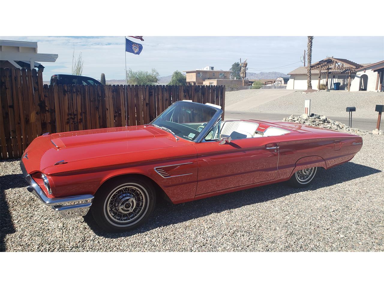 Ford-Thunderbird-1965-Rangoon-Red-White-15