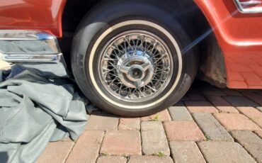 Ford-Thunderbird-1965-Rangoon-Red-White-18