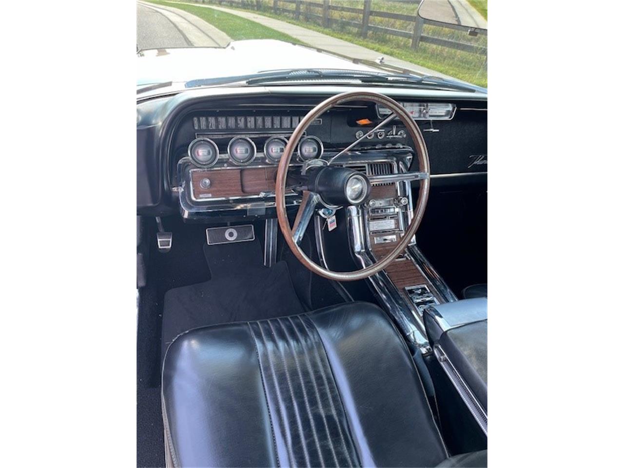 Ford-Thunderbird-1965-Vintage-Burgundy-Black-15