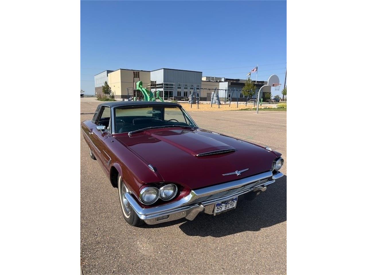 Ford-Thunderbird-1965-Vintage-Burgundy-Black-3