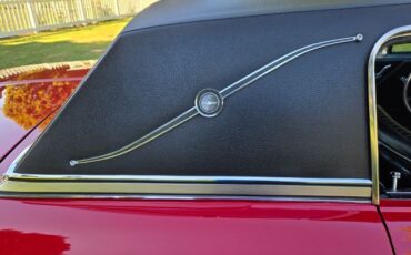 Ford-Thunderbird-1966-Candy-Apple-Red-12