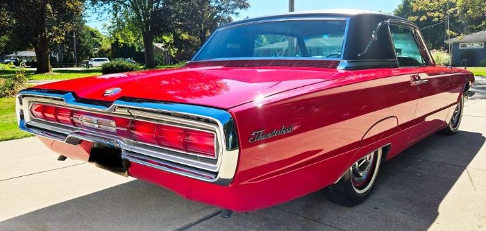 Ford-Thunderbird-1966-Candy-Apple-Red-3