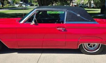 Ford-Thunderbird-1966-Candy-Apple-Red-4