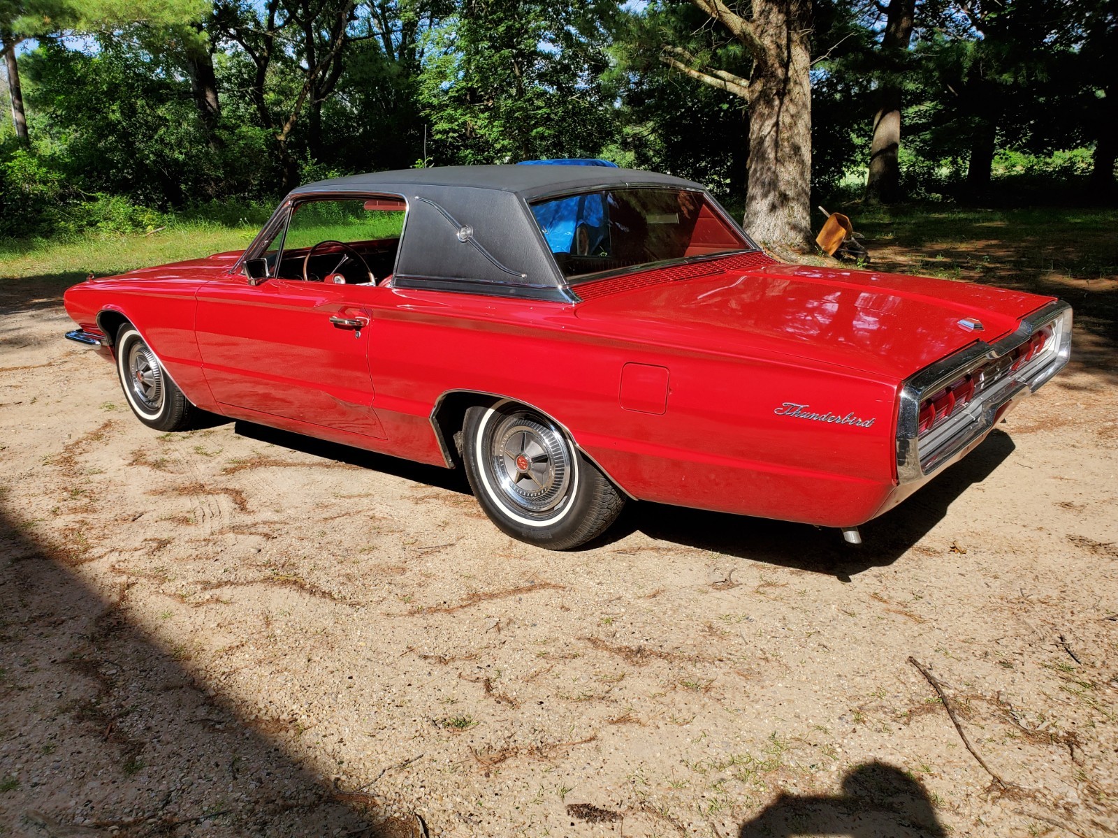 Ford-Thunderbird-1966-Coupe-1