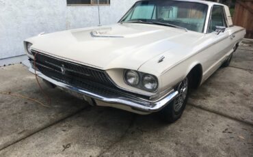 Ford-Thunderbird-1966-Coupe-2
