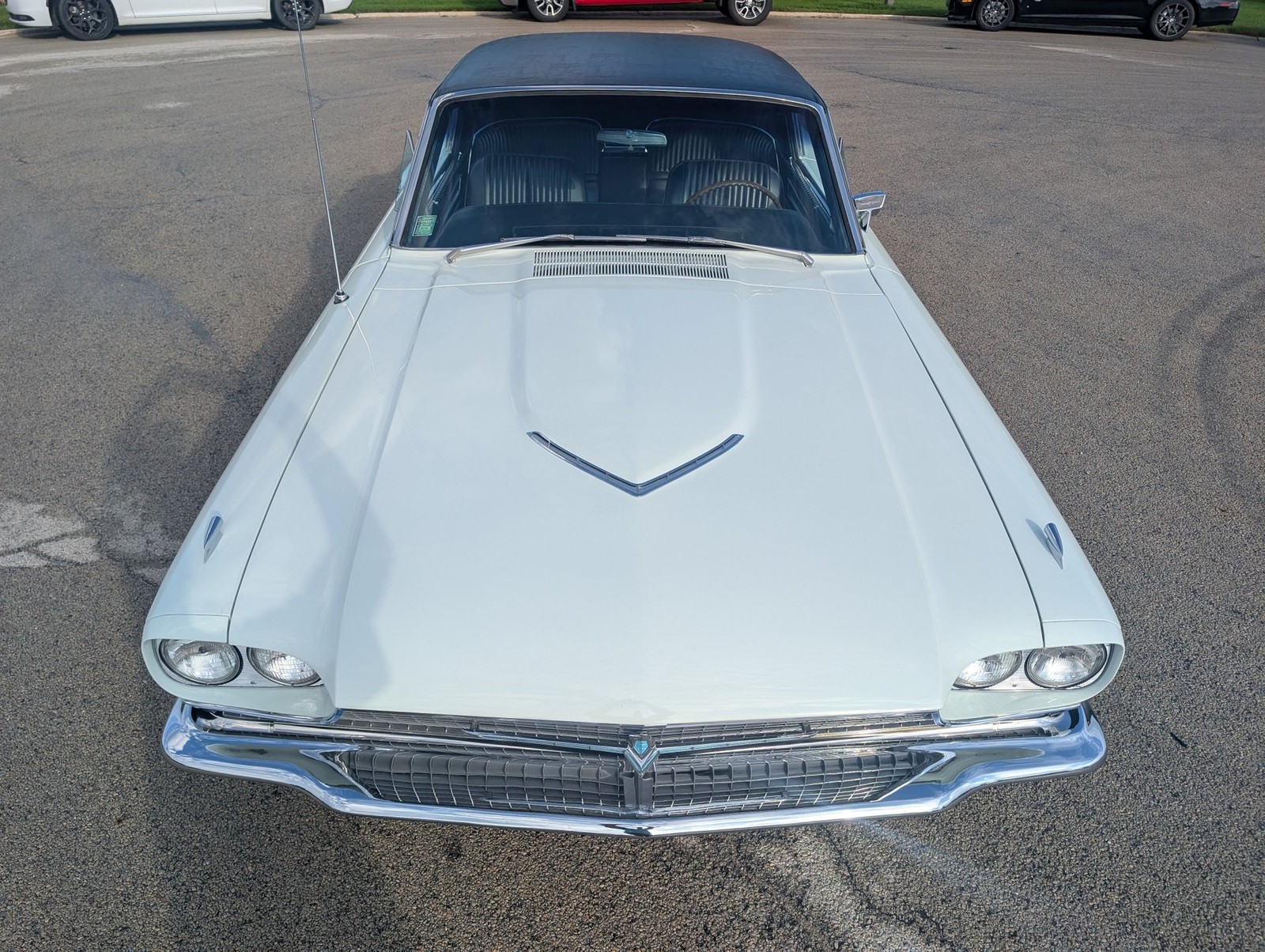 Ford-Thunderbird-1966-Coupe-20