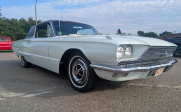 Ford-Thunderbird-1966-Coupe-23