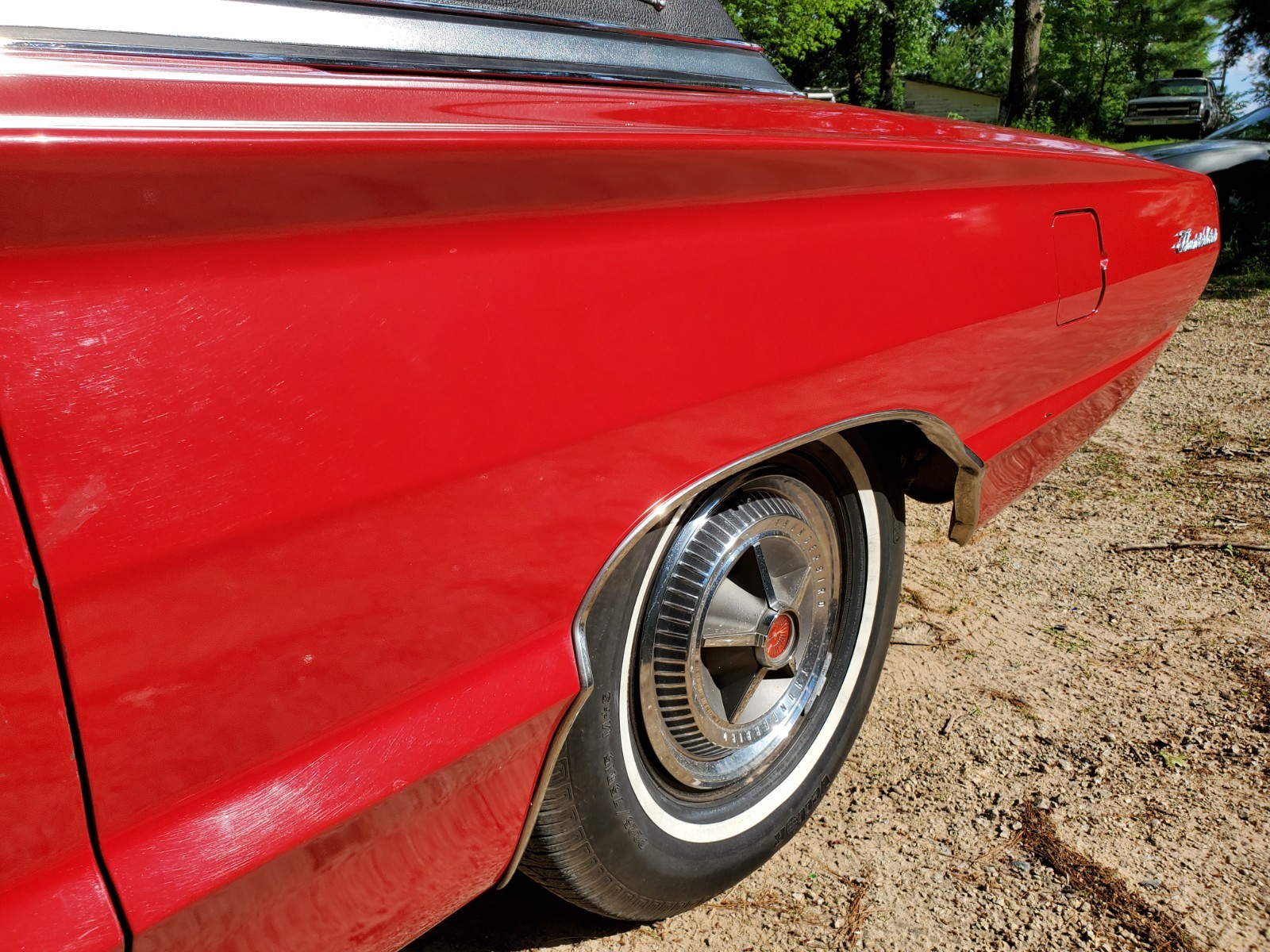 Ford-Thunderbird-1966-Coupe-34