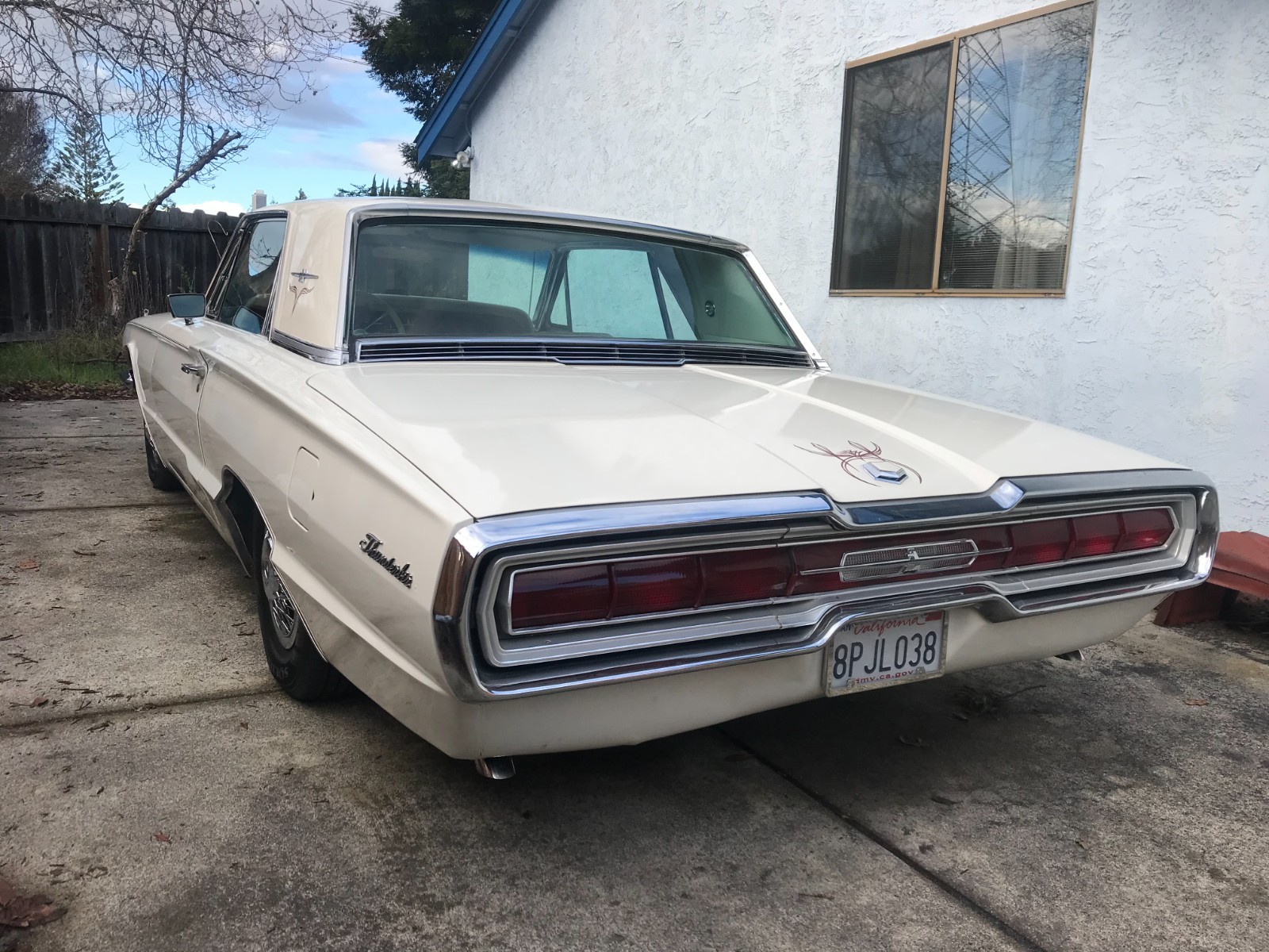 Ford-Thunderbird-1966-Coupe-5