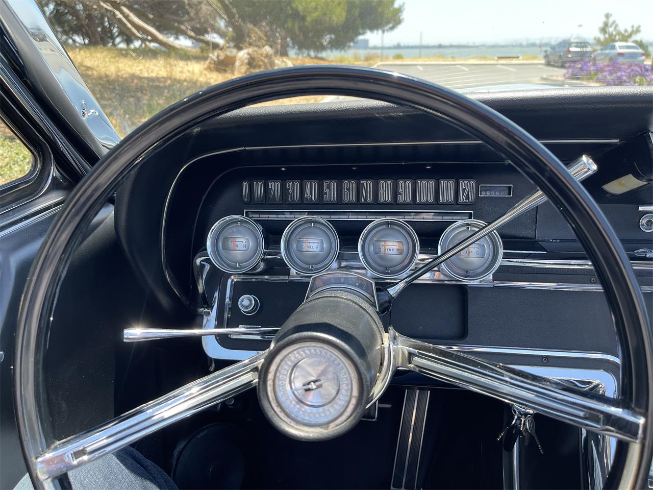 Ford-Thunderbird-1966-Ivy-Green-Black-12