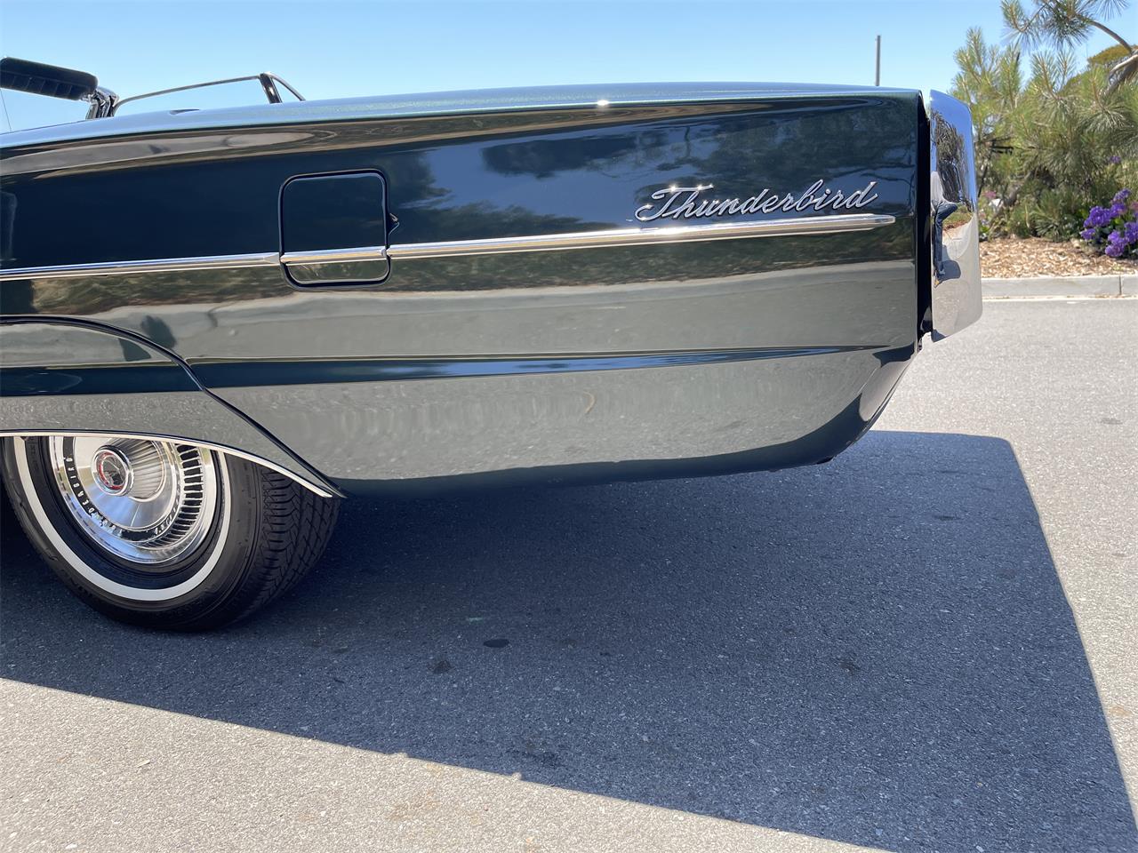 Ford-Thunderbird-1966-Ivy-Green-Black-36