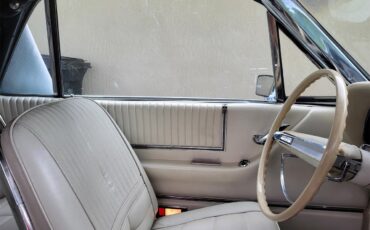 Ford-Thunderbird-1966-Platinum-Blue-amp-White-Pearl-15