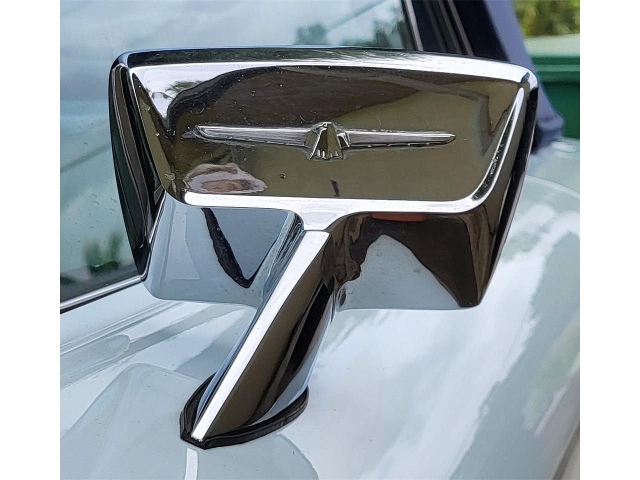 Ford-Thunderbird-1966-Platinum-Blue-amp-White-Pearl-19