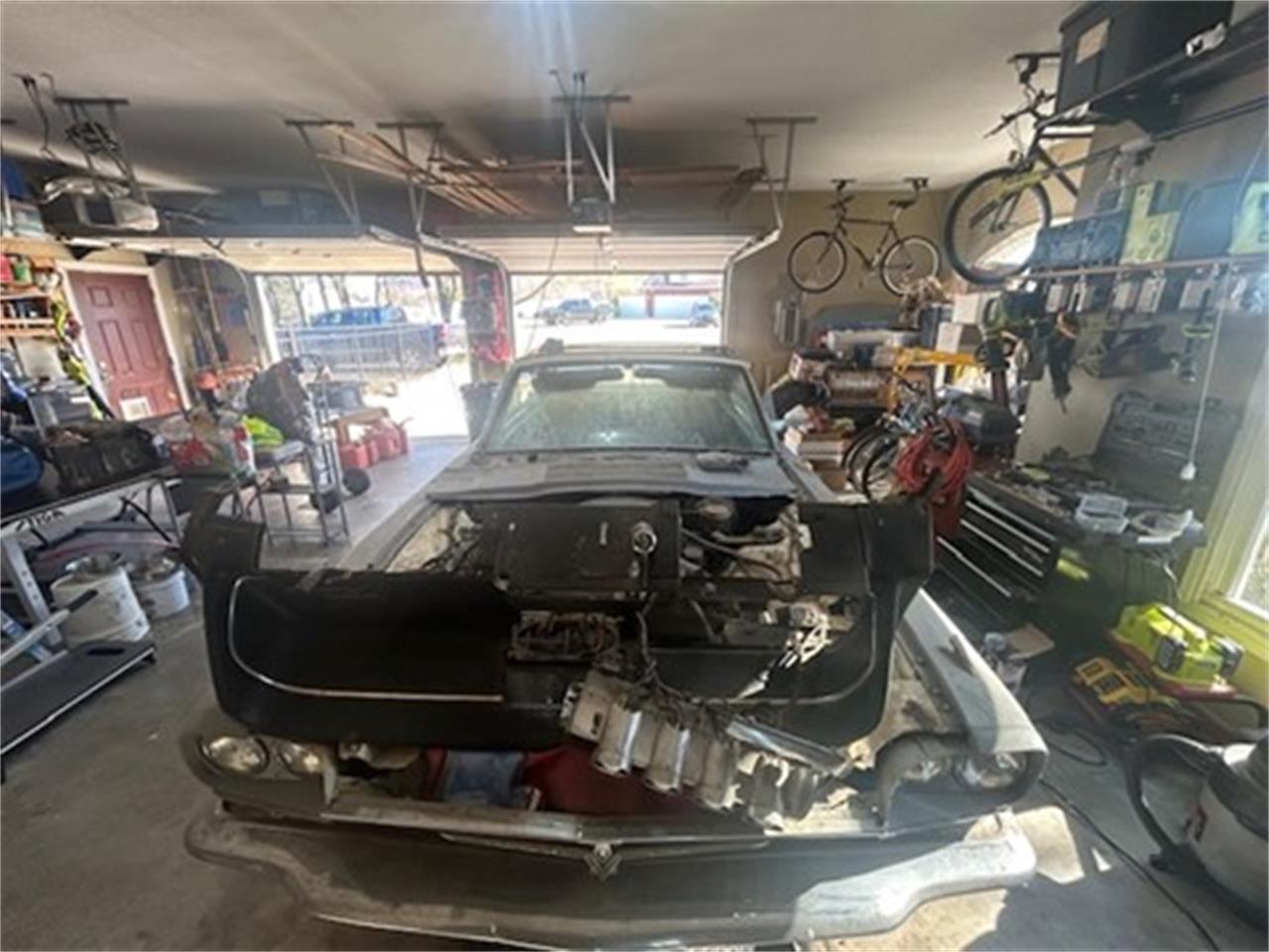 Ford-Thunderbird-1966-Primer-Gray-Black