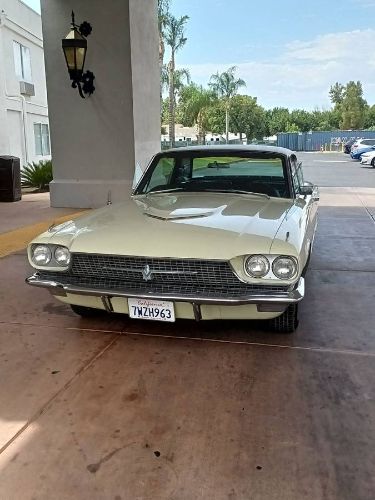 Ford-Thunderbird-1966-Yellow-Black-6