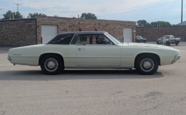 Ford-Thunderbird-1967-Coupe-13