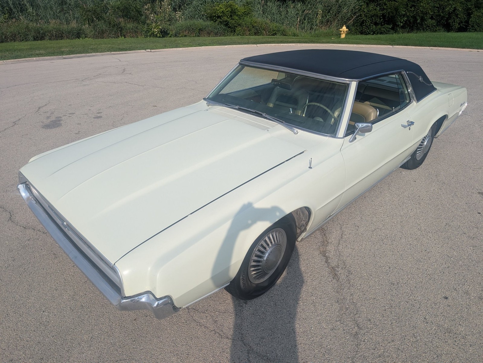 Ford-Thunderbird-1967-Coupe-17
