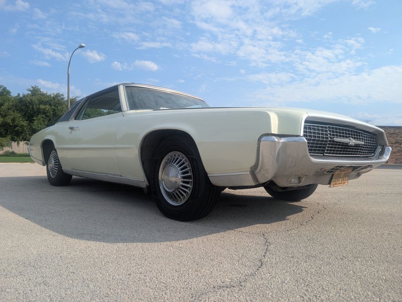 Ford-Thunderbird-1967-Diamond-Green-Green-19