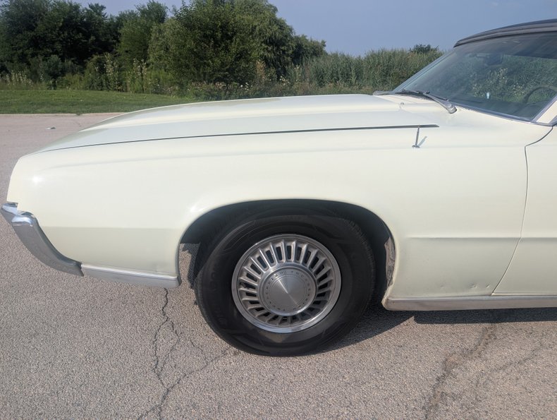 Ford-Thunderbird-1967-Diamond-Green-Green-2